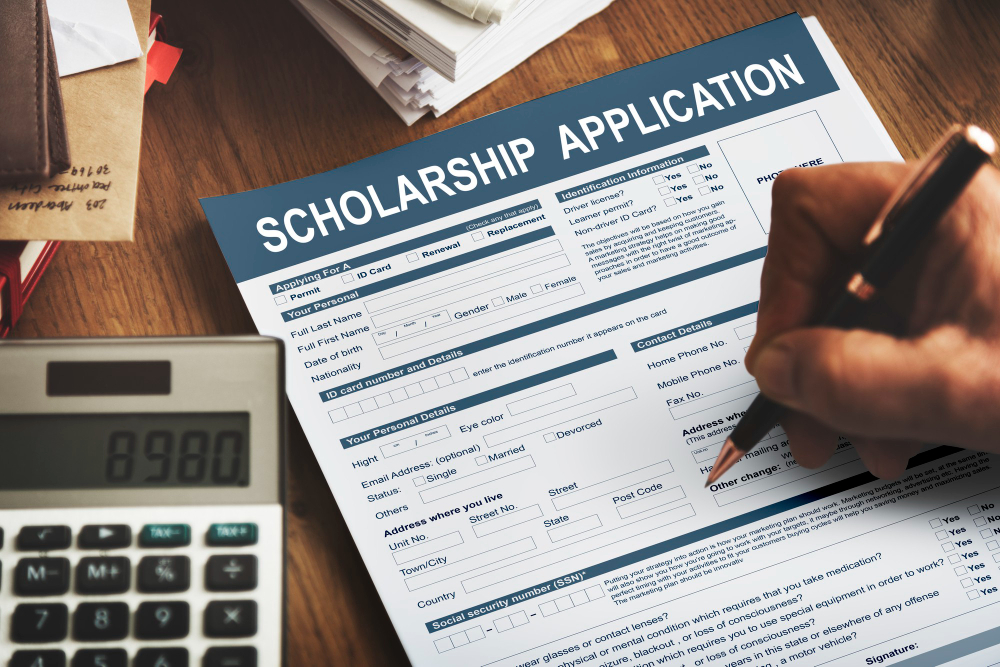 Scholarships – How To Get The College Money You Need And Avoid The Scams