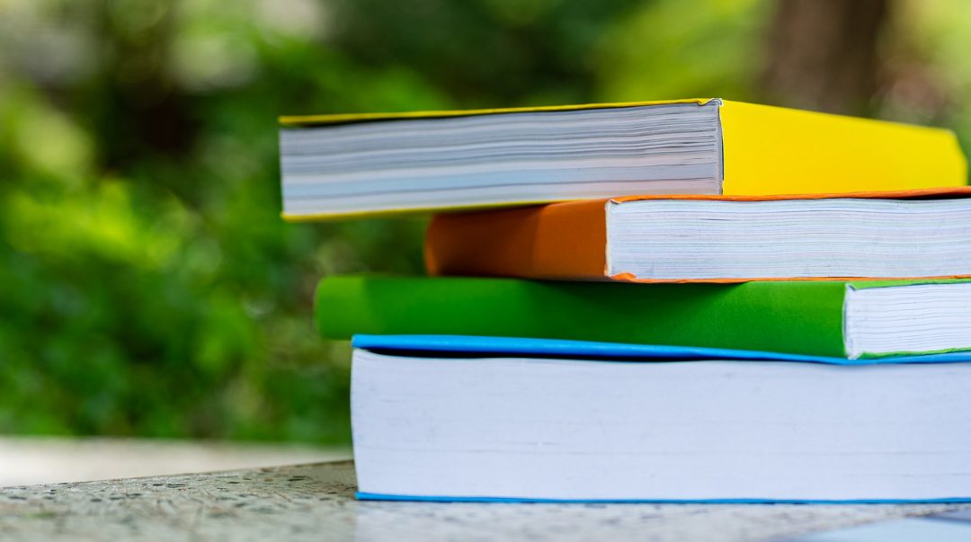 How to Find Cheap College Textbooks